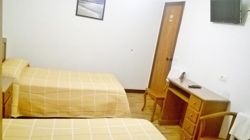 Hostal El Cairo Ferrol Dış mekan fotoğraf