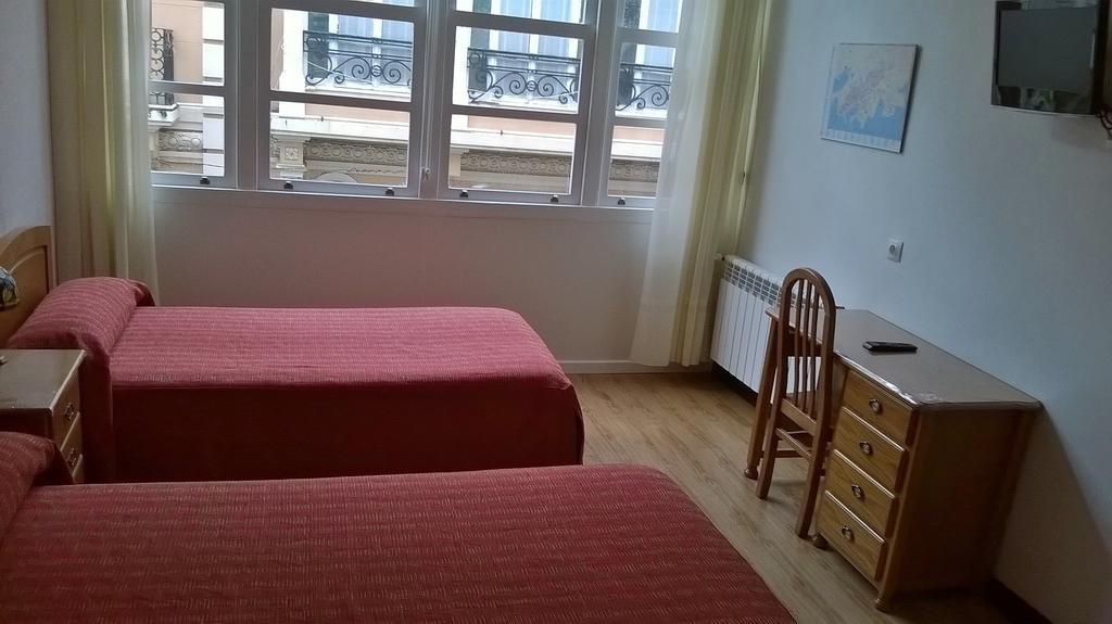 Hostal El Cairo Ferrol Dış mekan fotoğraf