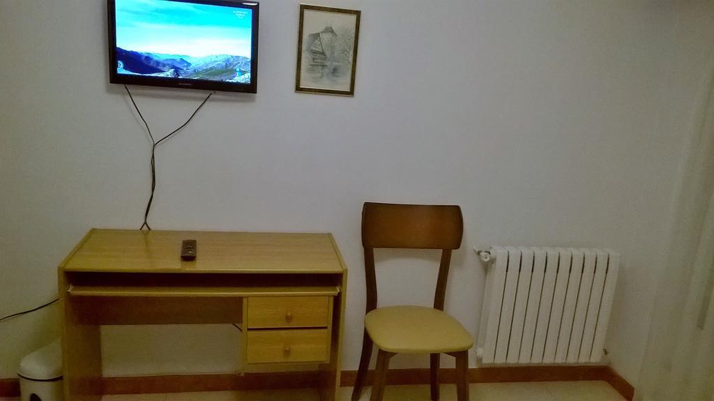 Hostal El Cairo Ferrol Dış mekan fotoğraf