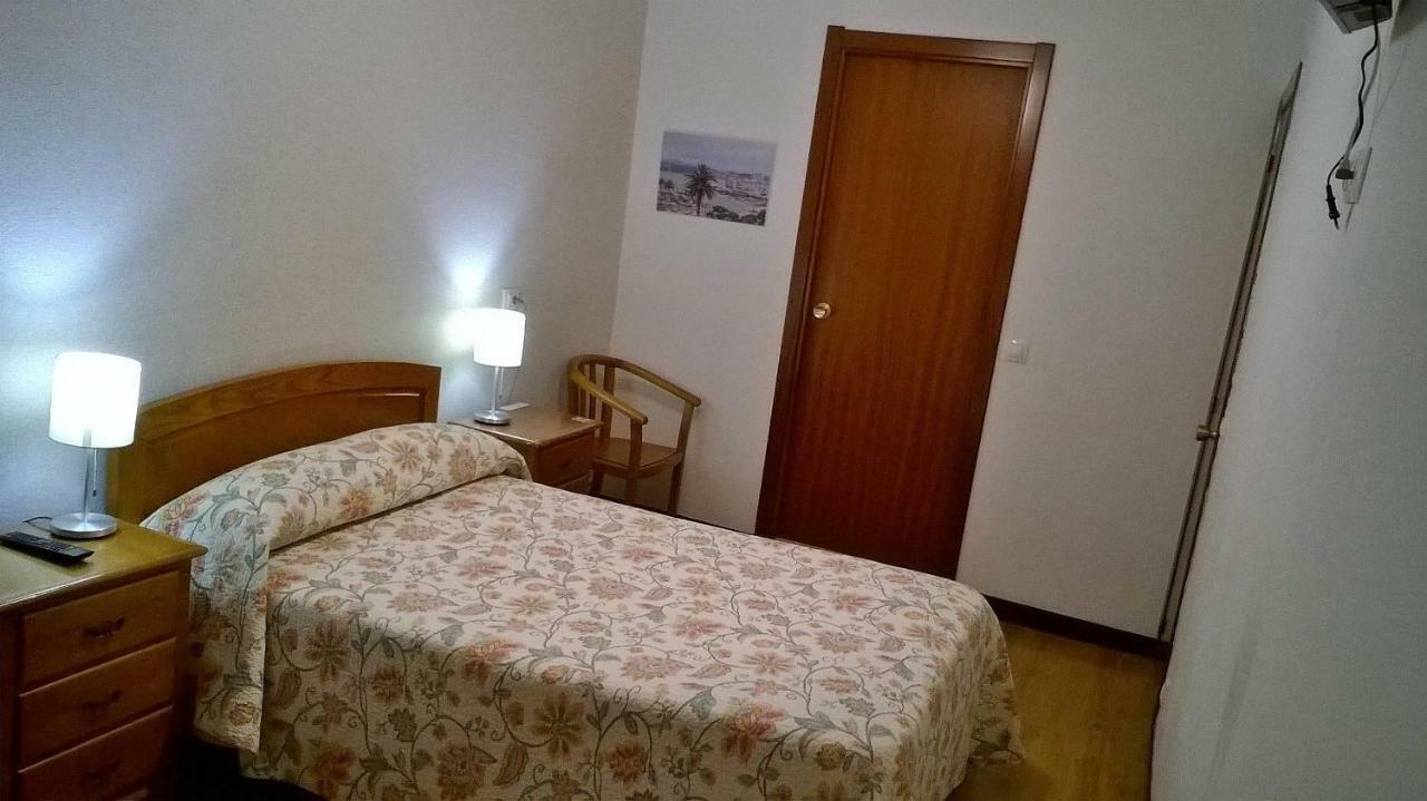 Hostal El Cairo Ferrol Dış mekan fotoğraf